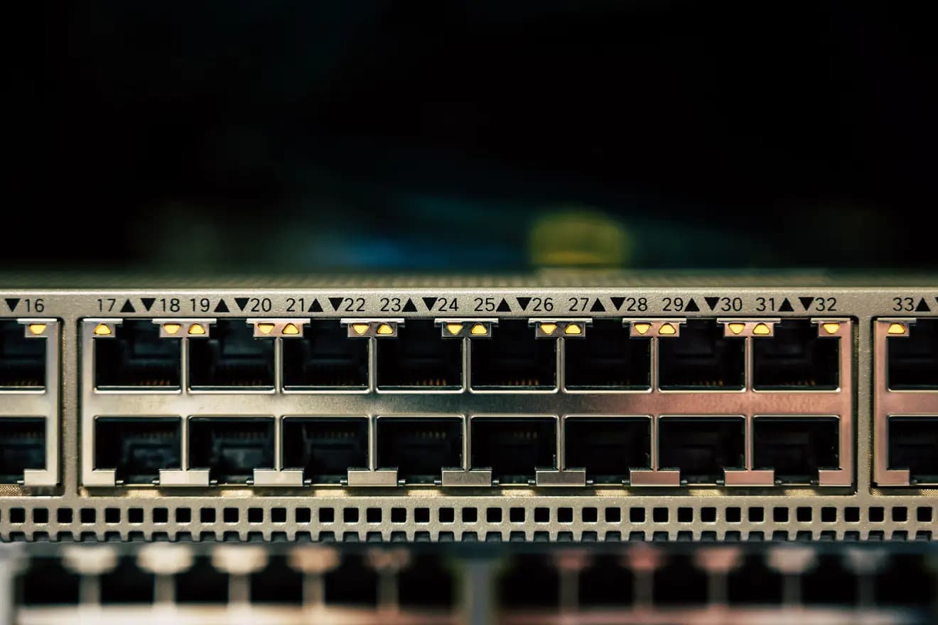 Patch panel and structured cabling in a commissioned rack