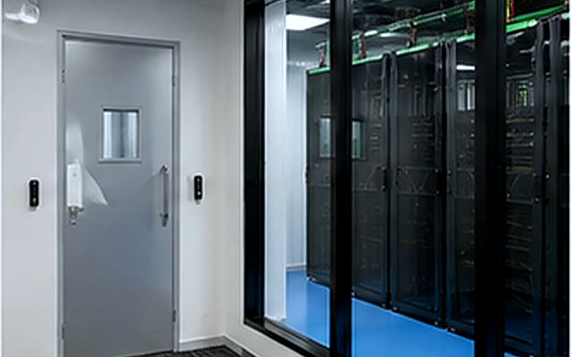 Hybrid interconnect gateway bridging enterprise core to edge cloud